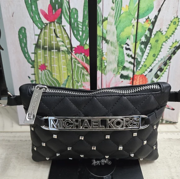 Michael Kors Women's MK Quilted Studded Multi-Bag-Black/Silver- EUC - Picture 12 of 16